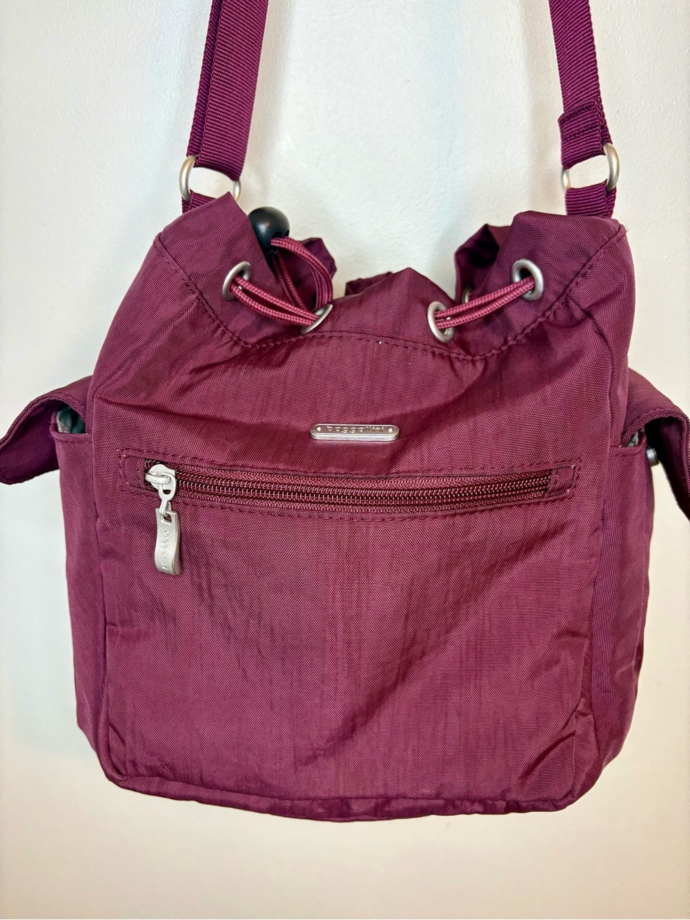 Baggallini F43400 Drawstring Bucket Bag Burgundy Crossbody Sample